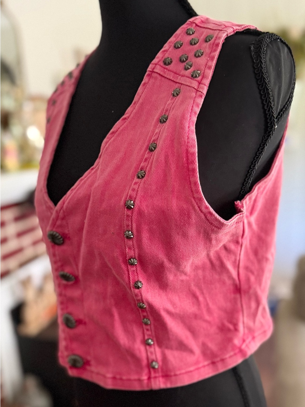 NWT Stay Fly Western Boho Pink Studded Denim‎ Vest - Women's Vest/Top Sm/Md - Picture 5 of 5